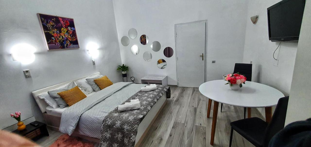 Citadel Rooms Kluž Exteriér fotografie